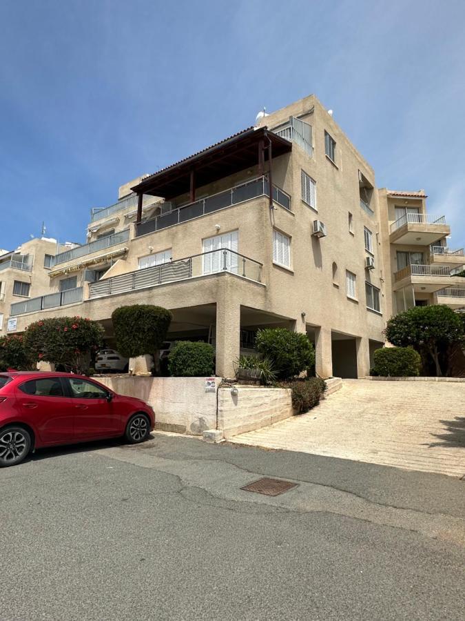 Sea View Apartment Near The Beach Paphos Eksteriør billede